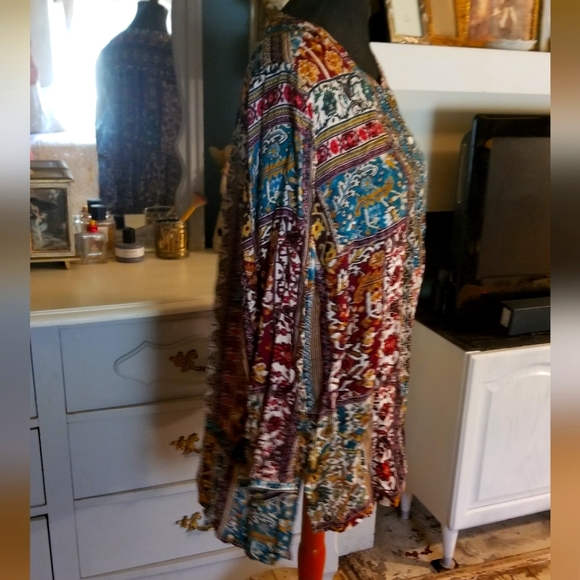 Plus size Boho blouse, button from, beautiful colors from jJill 1x - Picture 5 of 10
